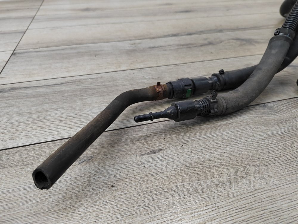 Горловина топливного бака, 2000 рублей, Москва