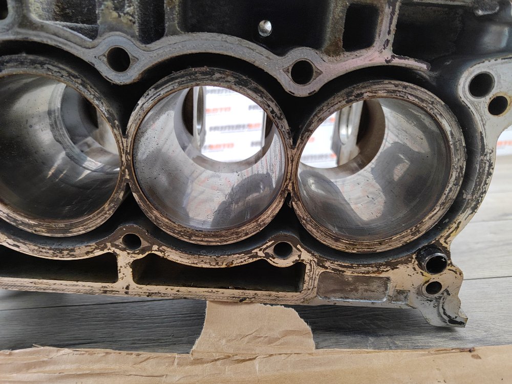 Блок цилиндров, 14000 рублей, Москва