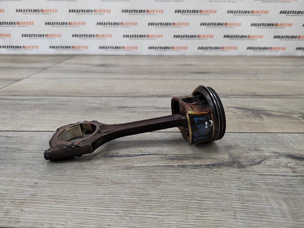 Поршень, 3000 рублей, Москва