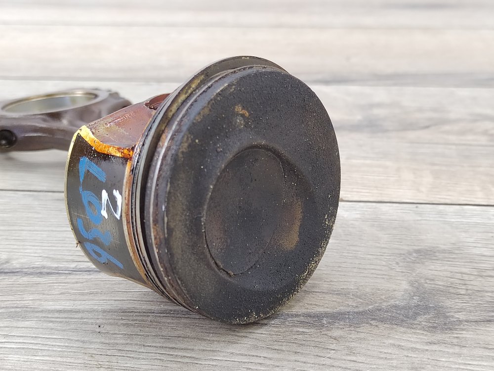 Поршень, 3000 рублей, Москва