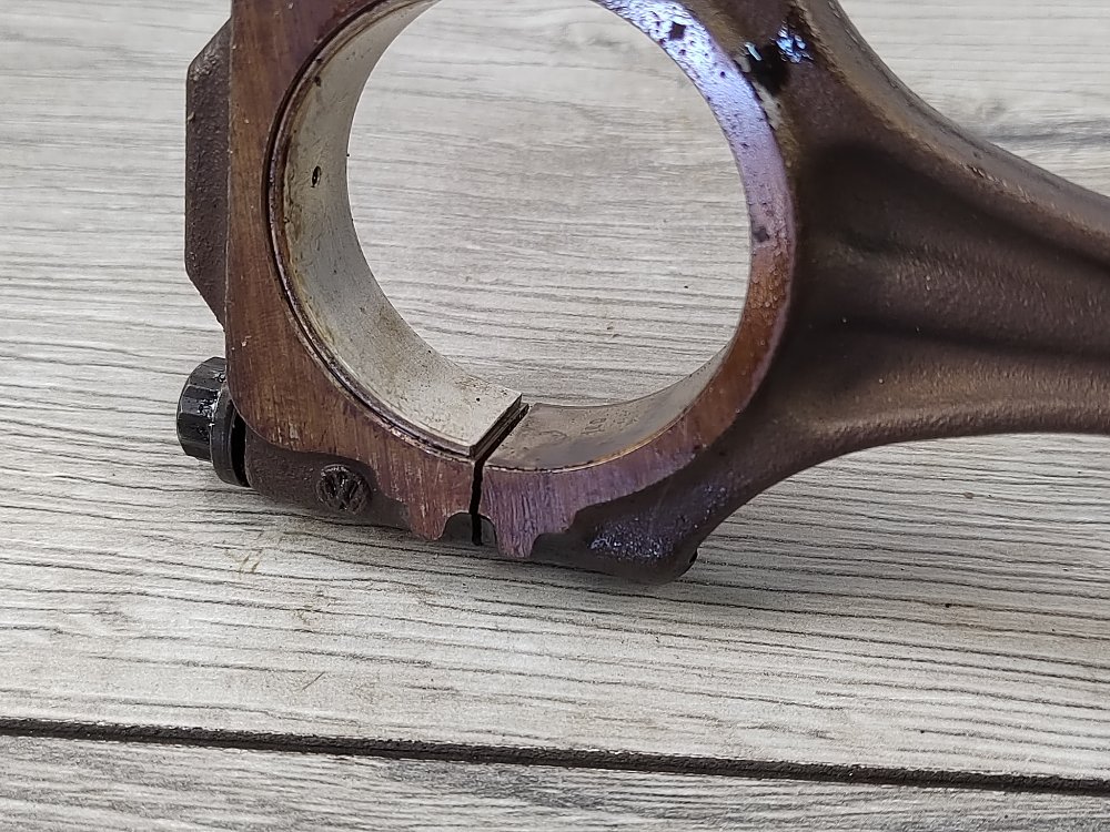 Поршень, 3000 рублей, Москва