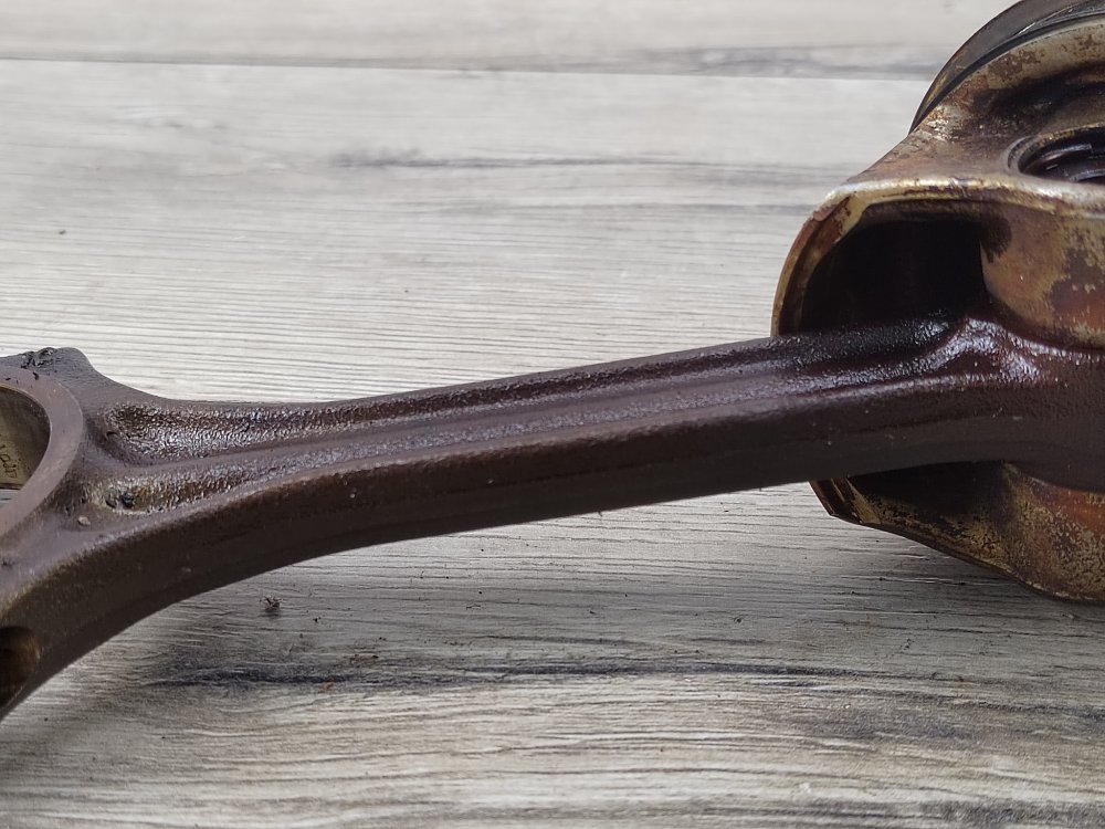 Поршень, 3000 рублей, Москва