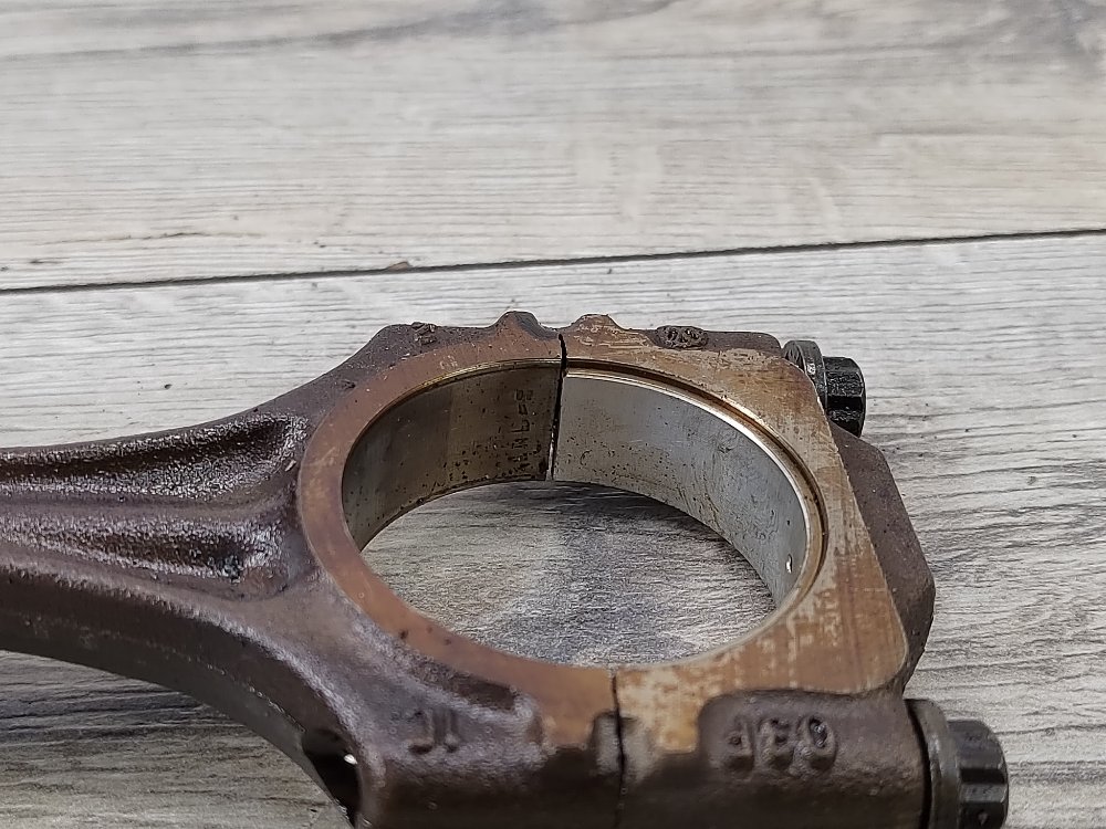 Поршень, 3000 рублей, Москва