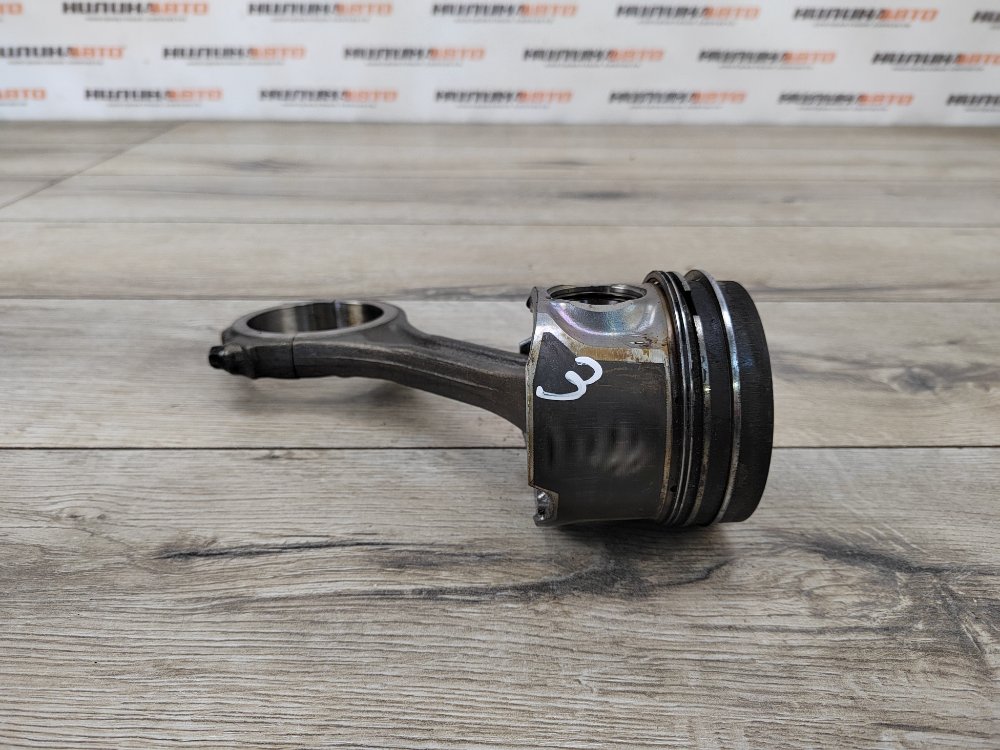 Поршень, 3000 рублей, Москва