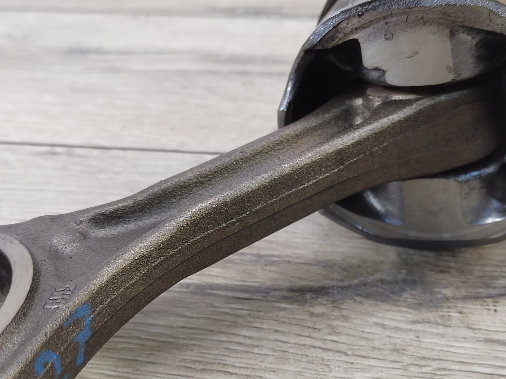 Поршень, 3000 рублей, Москва