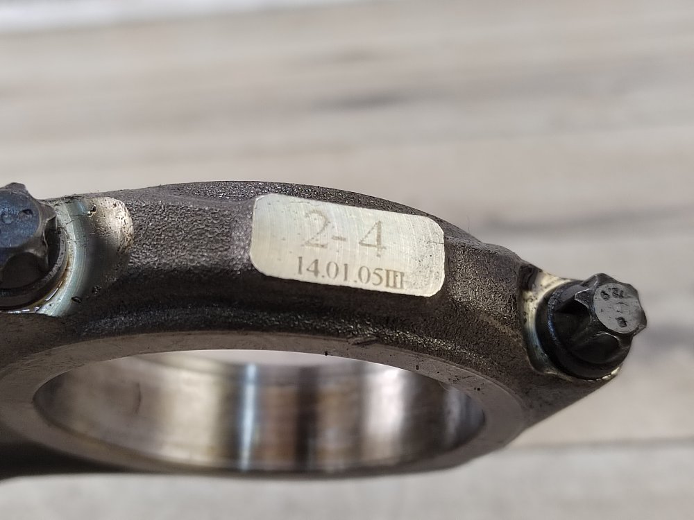 Поршень, 3000 рублей, Москва