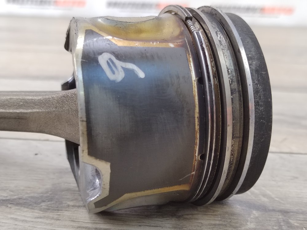 Поршень, 3000 рублей, Москва