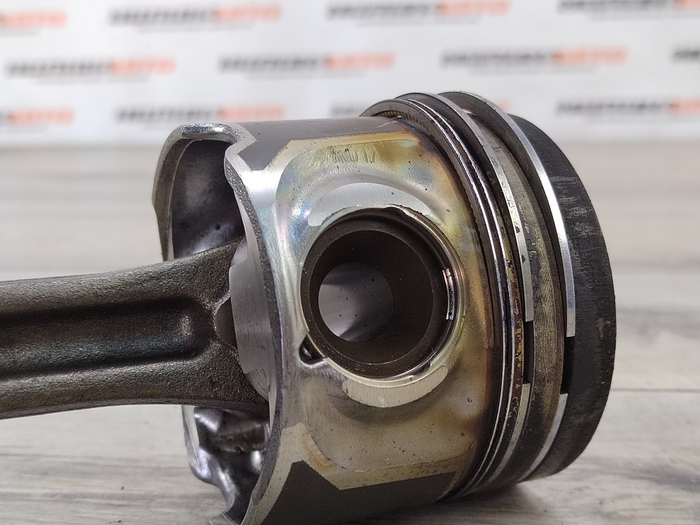 Поршень, 3000 рублей, Москва