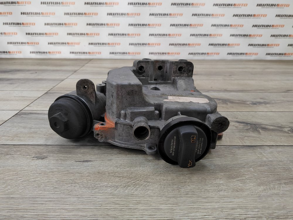 Крышка двигателя, 6000 рублей, Москва