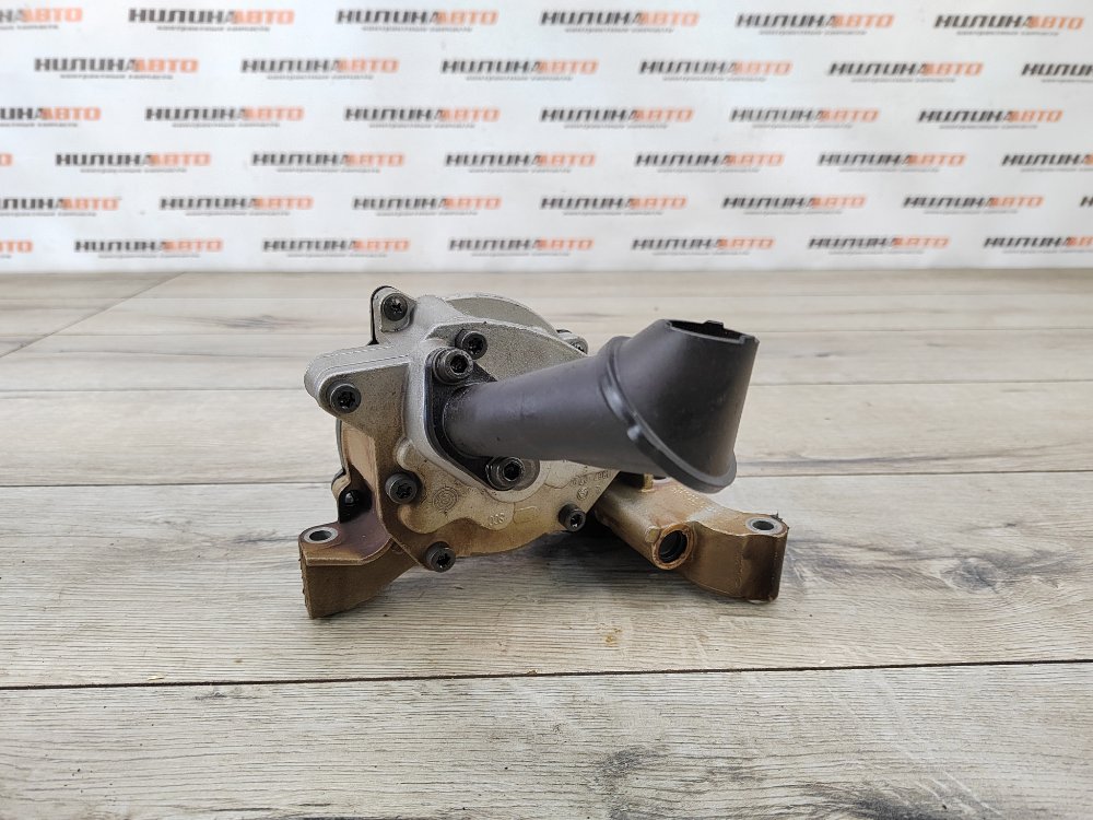 Насос масляный, 1900 рублей, Москва