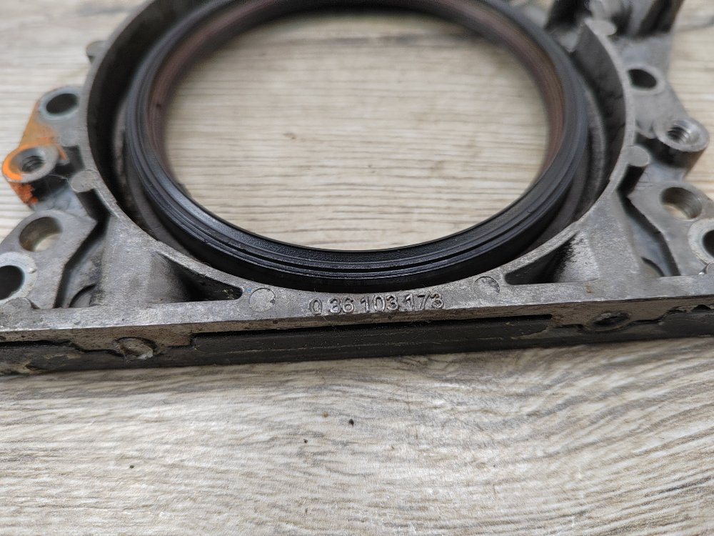 Крышка коленвала, 500 рублей, Москва