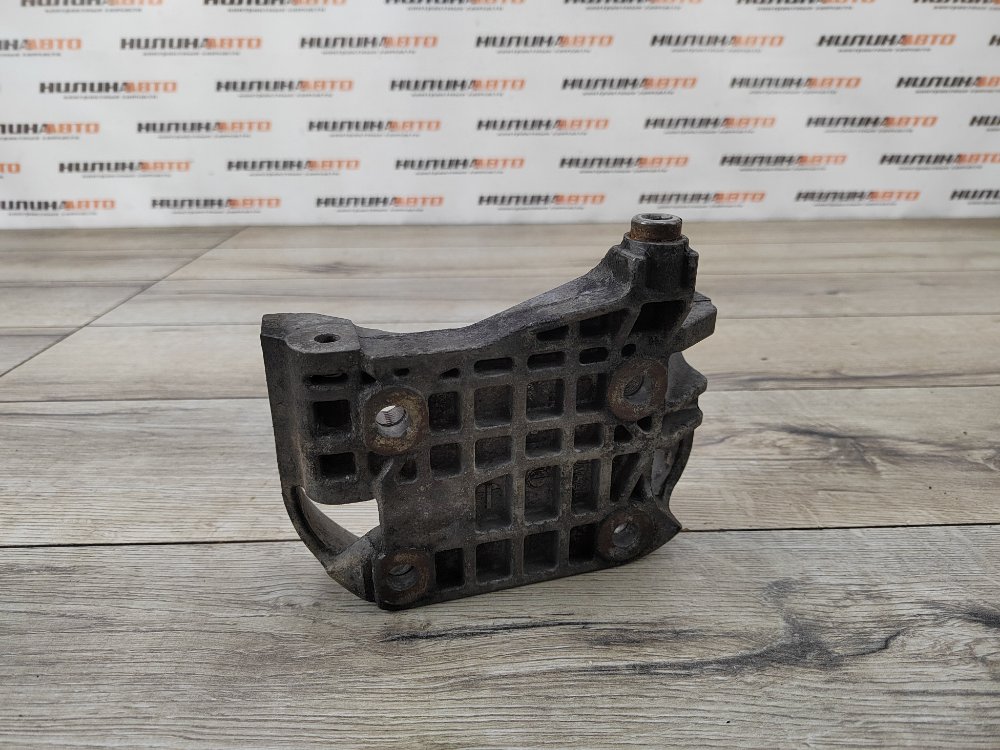 Кронштейн генератора, 750 рублей, Москва