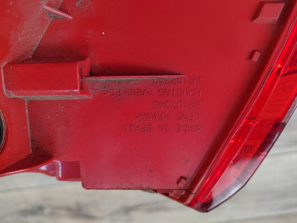 Фонарь в крыло, 11500 рублей, Москва