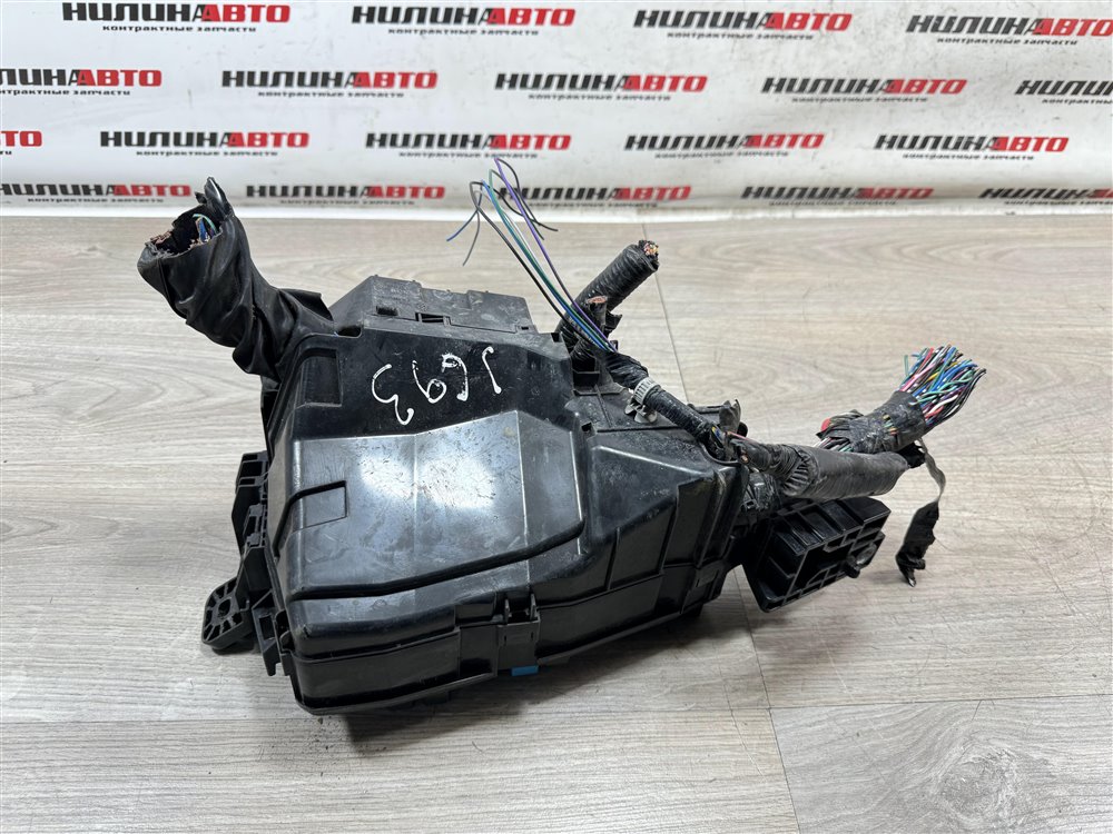 Блок предохранителей под капот, 3900 рублей, Севастополь