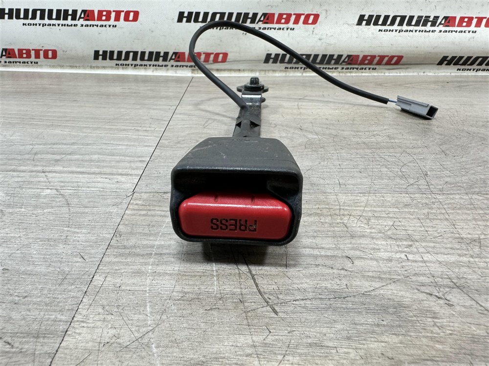 Замок ремня безопасности, 1000 рублей, Севастополь