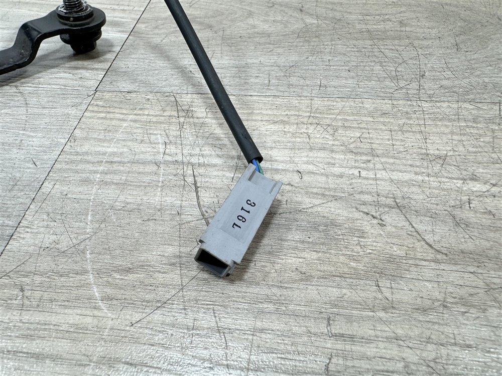 Замок ремня безопасности, 1000 рублей, Севастополь