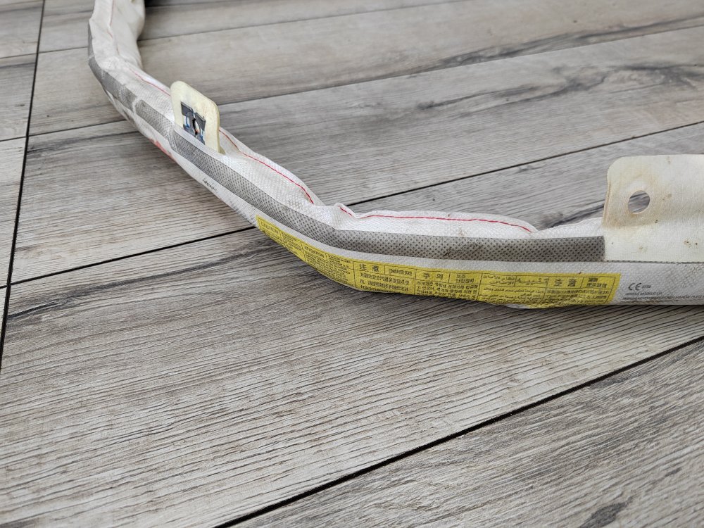 Подушка безопасности боковая, 2000 рублей, Москва