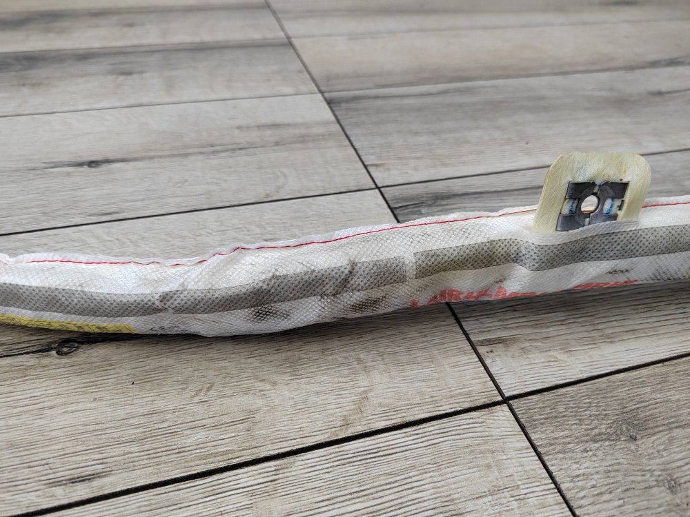 Подушка безопасности боковая, 2000 рублей, Москва