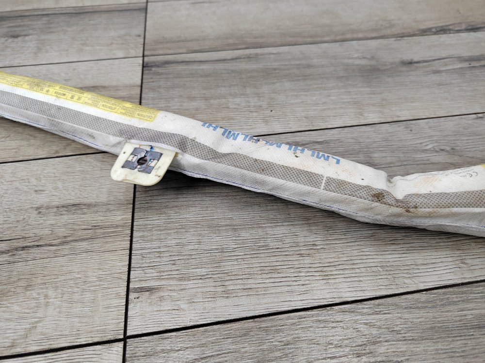 Подушка безопасности боковая, 2000 рублей, Москва