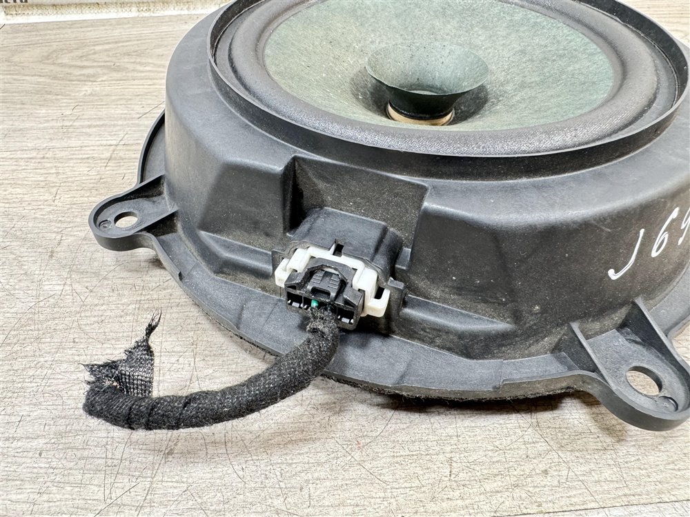 Динамик, 1000 рублей, Севастополь