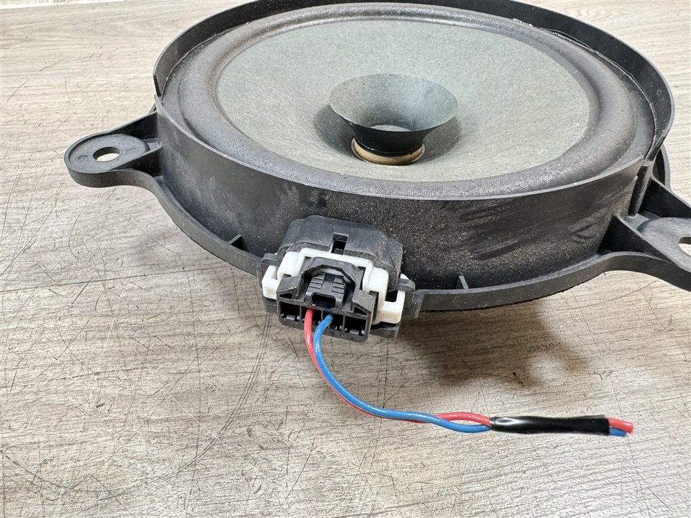 Динамик, 1000 рублей, Севастополь