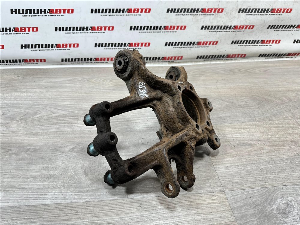 Кулак задний, 2000 рублей, Севастополь