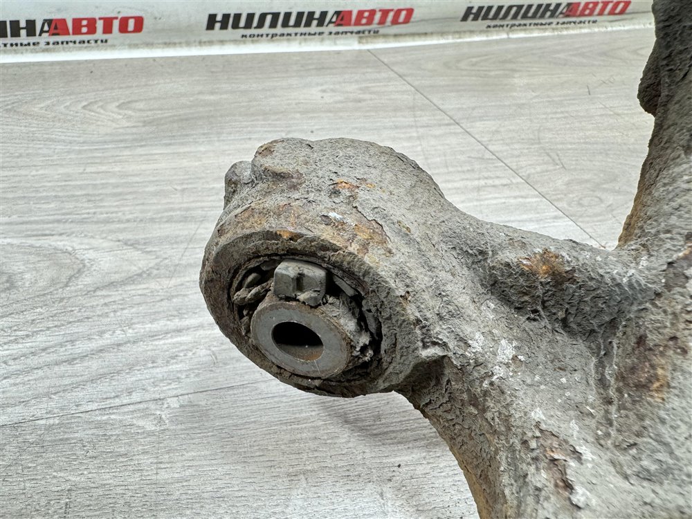 Кулак задний, 2000 рублей, Севастополь