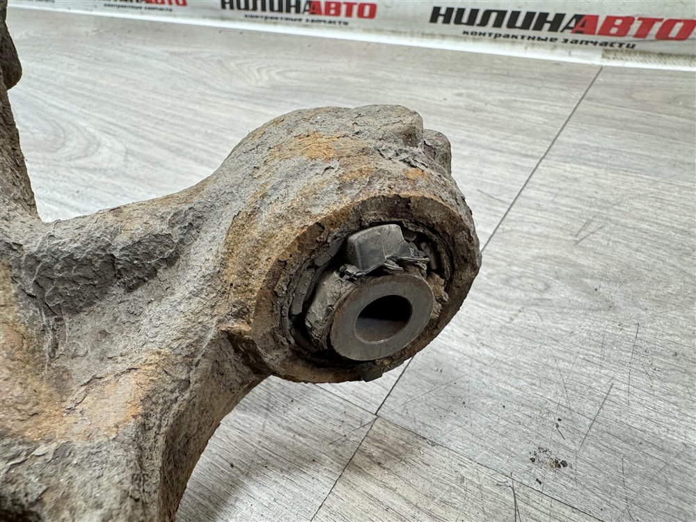 Кулак задний, 2000 рублей, Севастополь