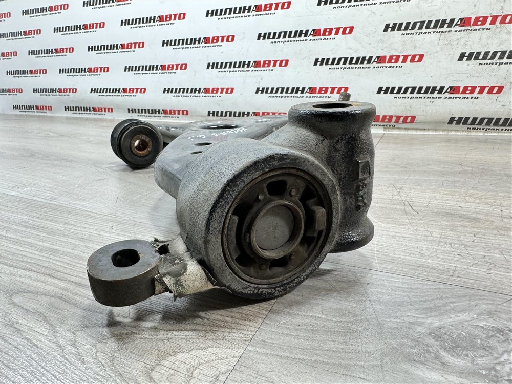 Рычаг передний нижний, 3000 рублей, Севастополь