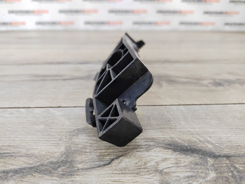 Кронштейн бампера, 200 рублей, Москва