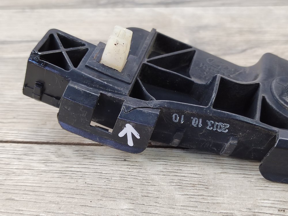 Кронштейн бампера, 200 рублей, Москва