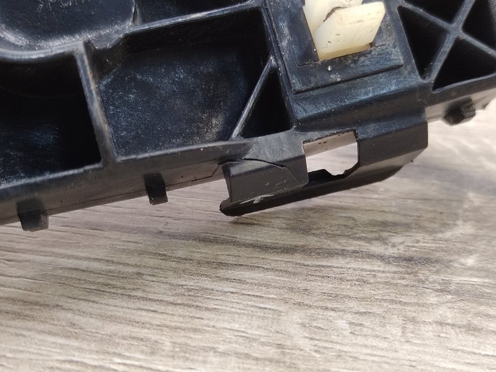 Кронштейн бампера, 200 рублей, Москва