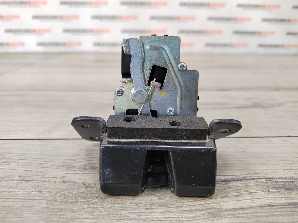 Замок крышки багажника, 2000 рублей, Москва