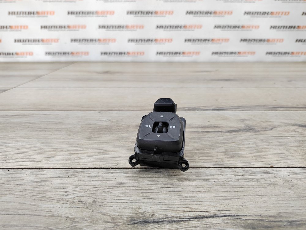 Блок управления зеркалами, 500 рублей, Москва