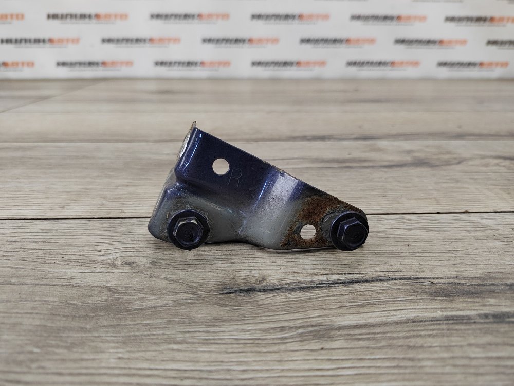 Кронштейн крыла, 800 рублей, Москва