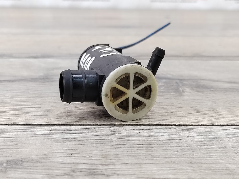 Насос омывателя стекла, 1000 рублей, Москва