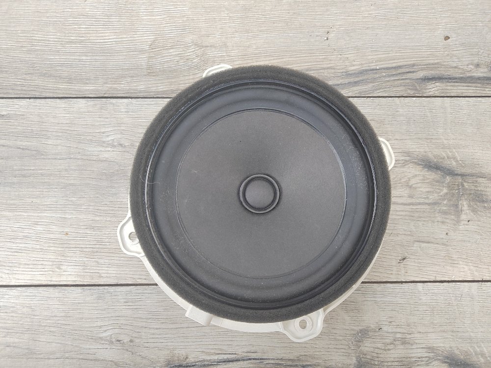 Динамик, 900 рублей, Москва