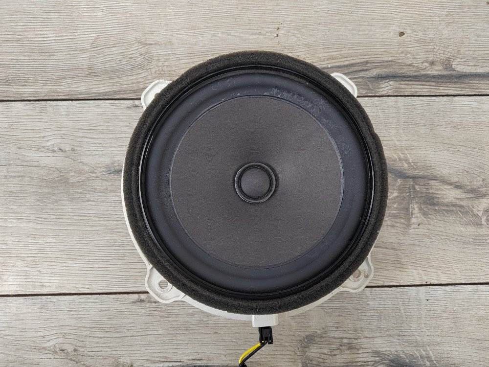 Динамик, 900 рублей, Москва