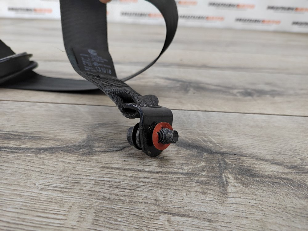 Ремень безопасности, 1000 рублей, Москва