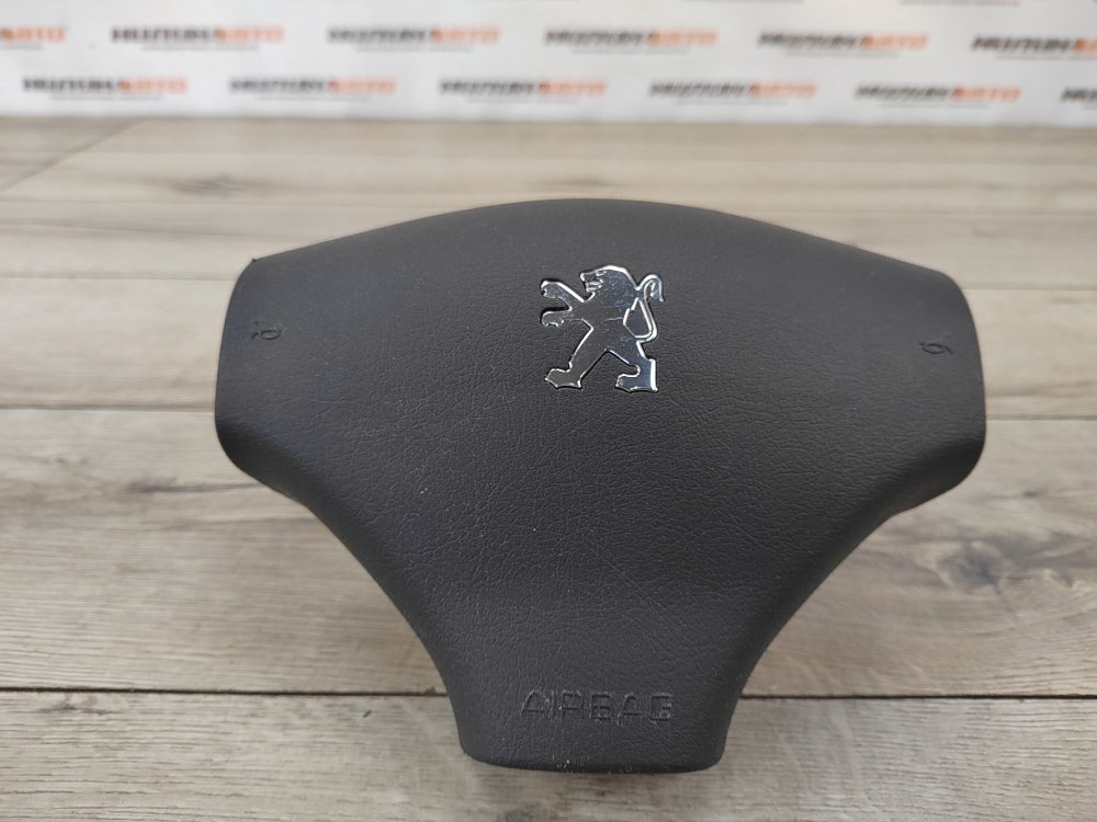 Подушка безопасности в руль, 1000 рублей, Москва