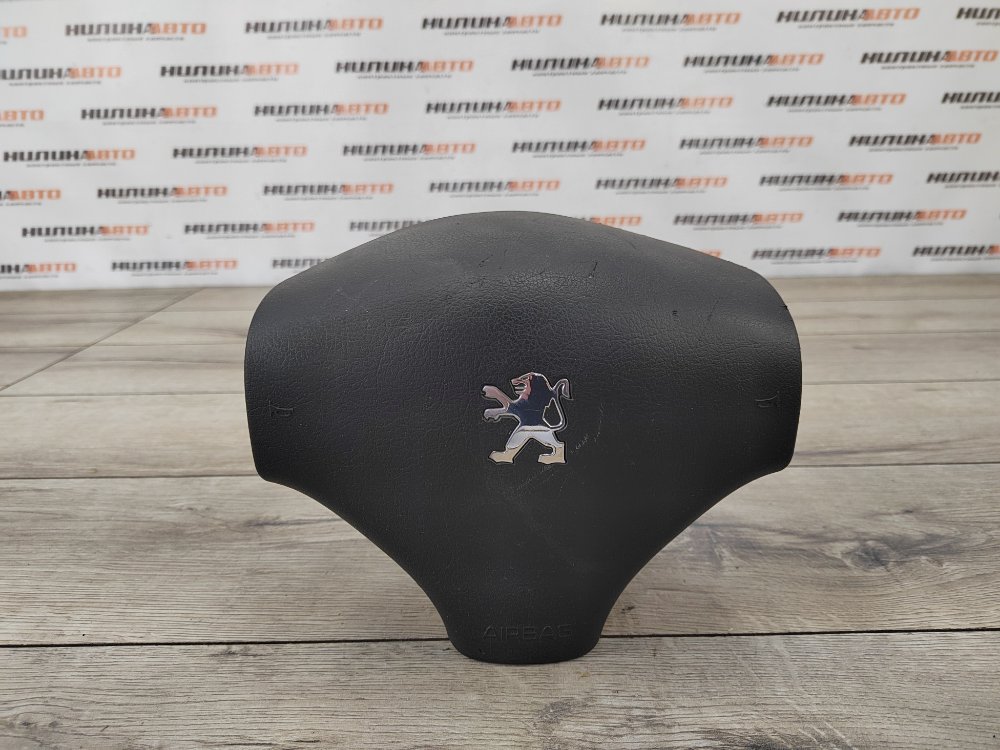 Подушка безопасности в руль, 1000 рублей, Москва