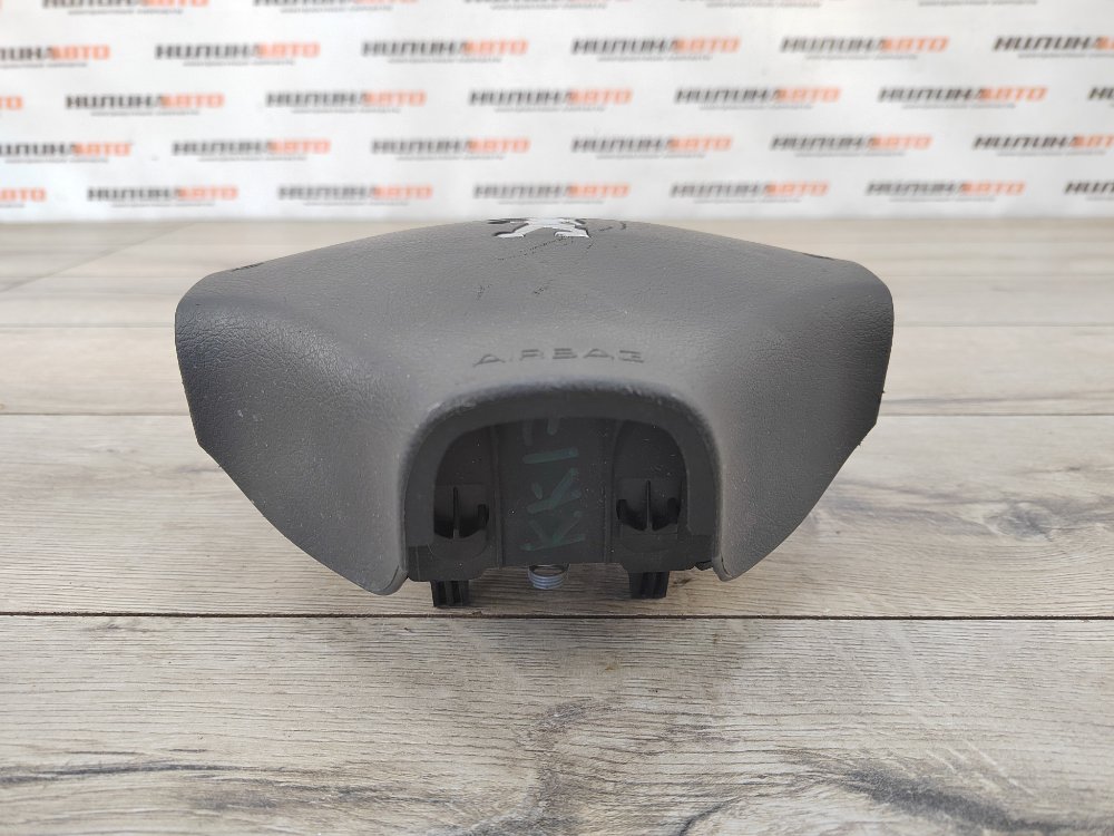 Подушка безопасности в руль, 1000 рублей, Москва