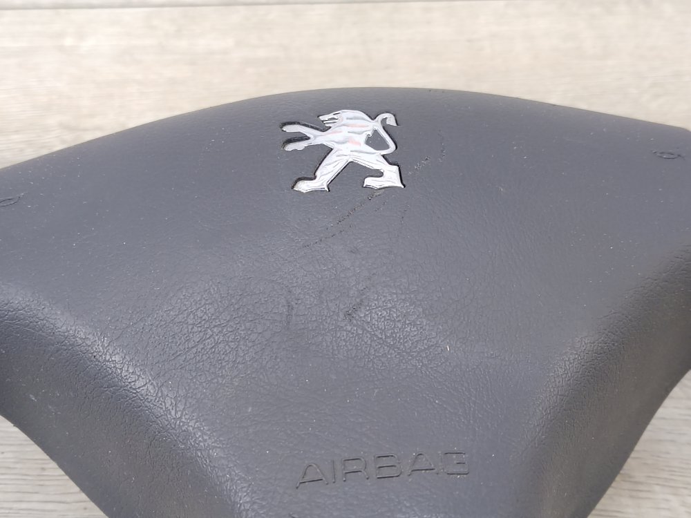 Подушка безопасности в руль, 1000 рублей, Москва