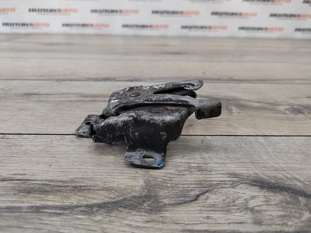 Замок капота, 1000 рублей, Москва