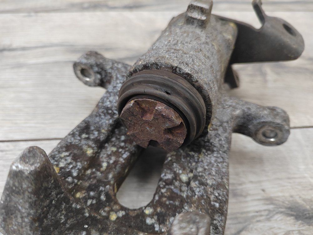 Суппорт тормозной, 2500 рублей, Москва