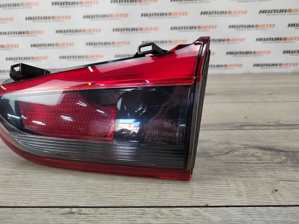 Фонарь в крышку багажника, 2000 рублей, Москва