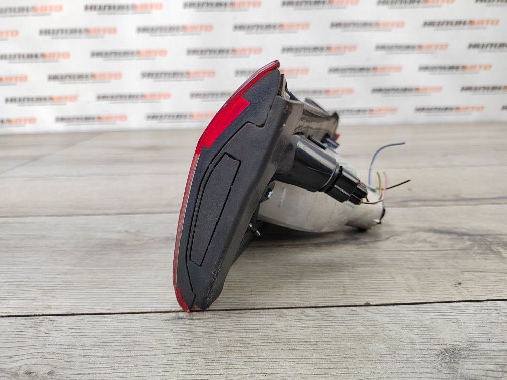 Фонарь в крышку багажника, 2000 рублей, Москва