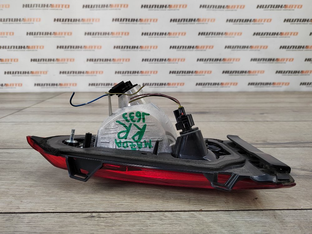 Фонарь в крышку багажника, 2000 рублей, Москва