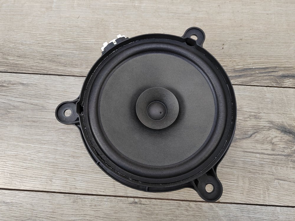 Динамик, 700 рублей, Москва