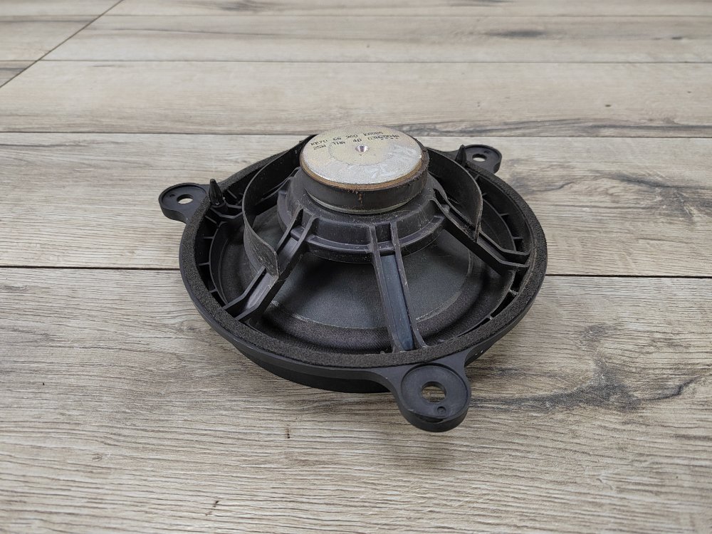 Динамик, 700 рублей, Москва